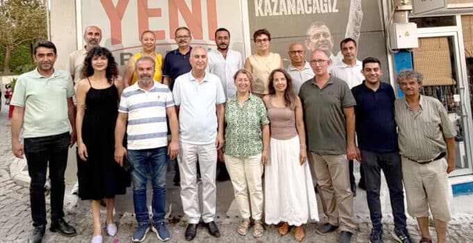 CHP’den 10 İsim Yeni Parti’ye Geçti
