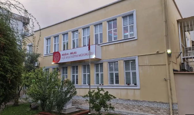 Milas’ta Okul Kıyafetleri İçin Dikkat Çeken Açıklama