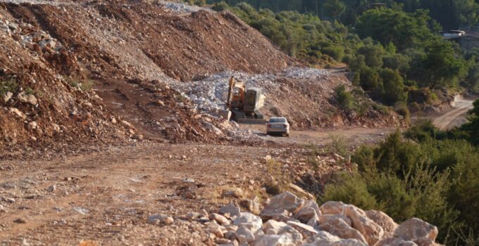 OKULLAR BÖLGESİNE YENİ YOL