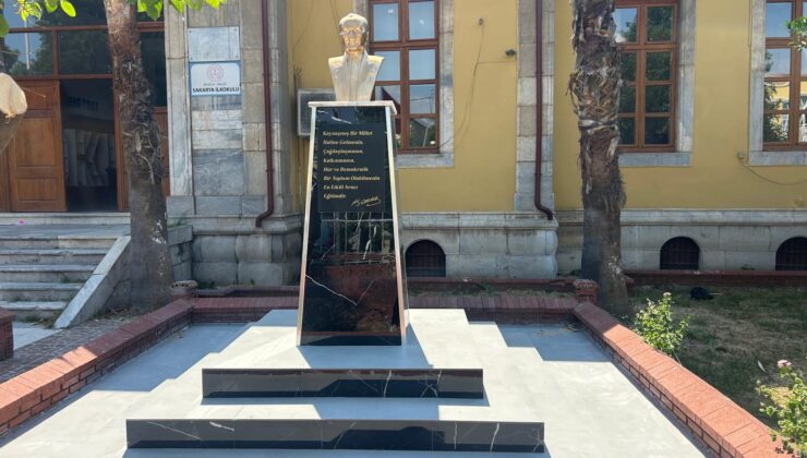 MİLAS’TA ATATÜRK BÜSTLERİ YENİLENİYOR