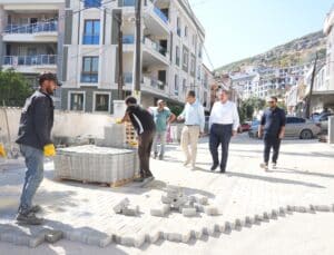 MİLAS’TA SOKAKLAR YENİLENİYOR