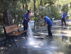 MUĞLA’DA 13 İLÇEDE TEMİZLİK SEFERBERLİĞİ